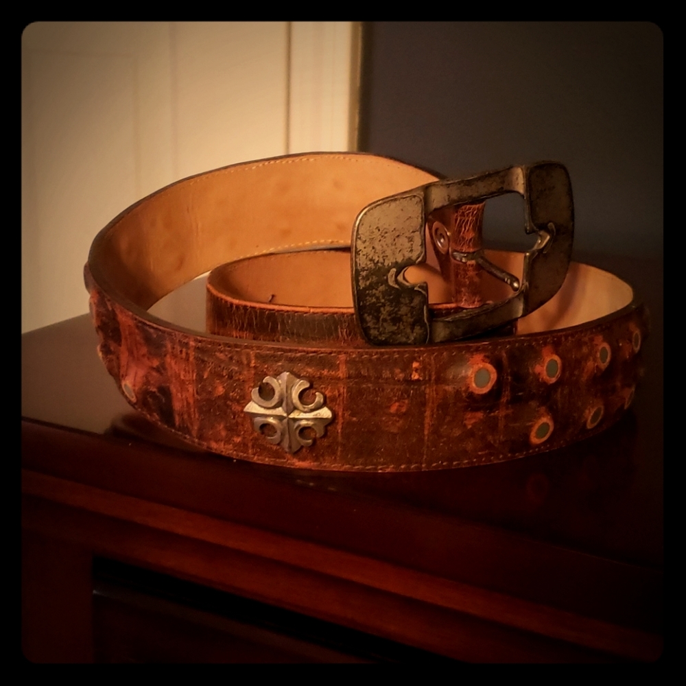 Streets ahead leather buckle belt sz 32